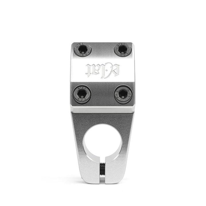 Eclat 1023 Stem Diameter: 22.2mm Length: 48mm Steerer: 1-1/8 0° Silver