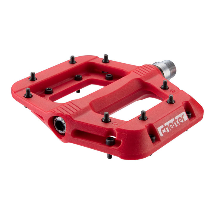 Raceface Chester Platform Pedals Body: Nylon Spindle: Cr-Mo 9/16 Red Pair