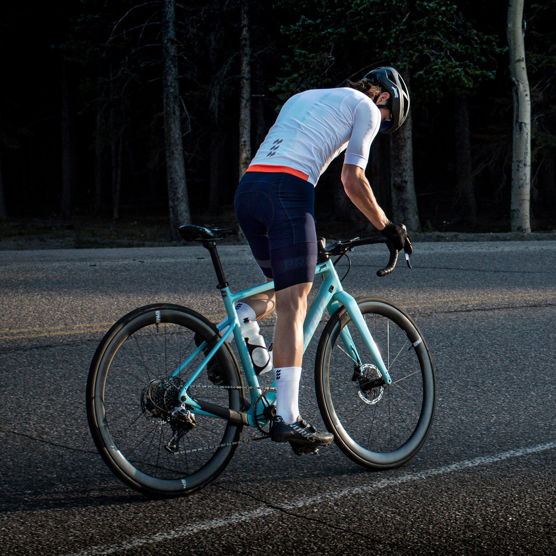 Alitios Men's White Vertos Jersey