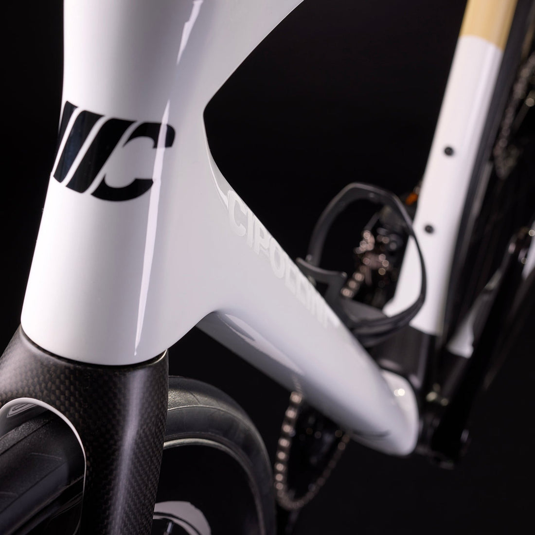 DOLOMIA Frameset