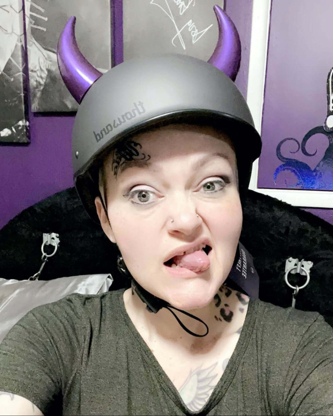 MagNeatOhz: Large Purple Devil Horns for Helmet