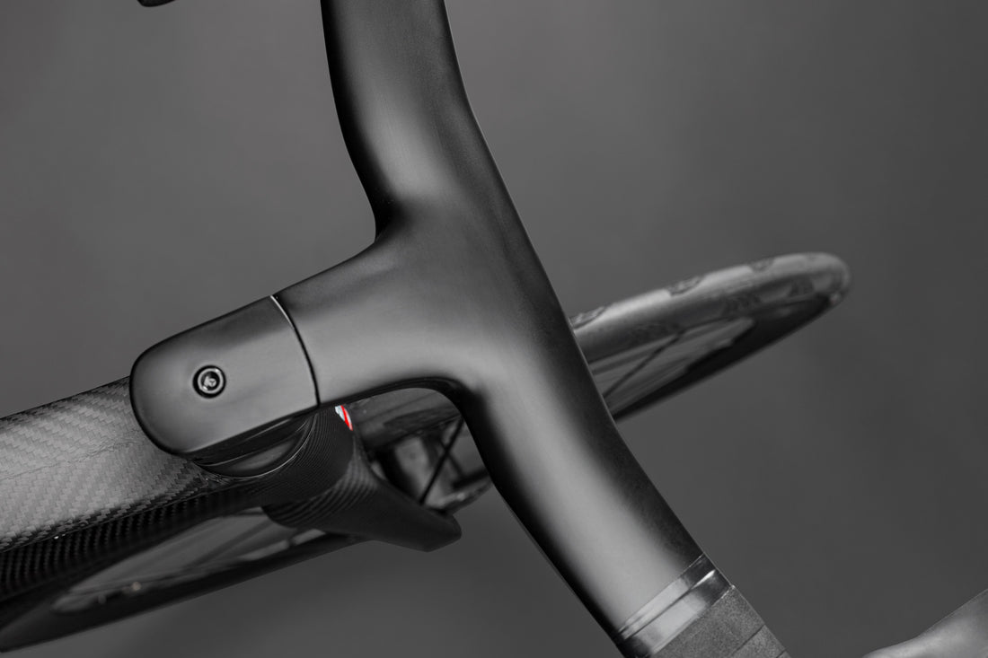 AEQUUS Frameset