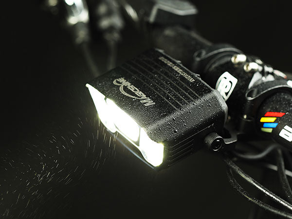 MONTEER 12000 Mountain Bike Light