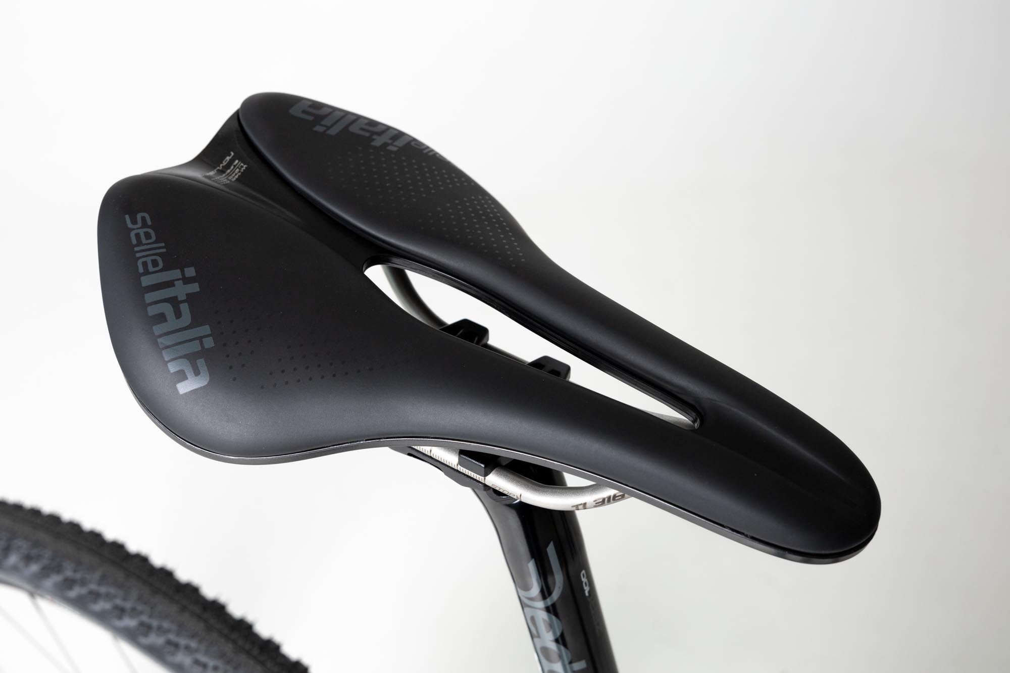 Sterrato GRX Silver LE