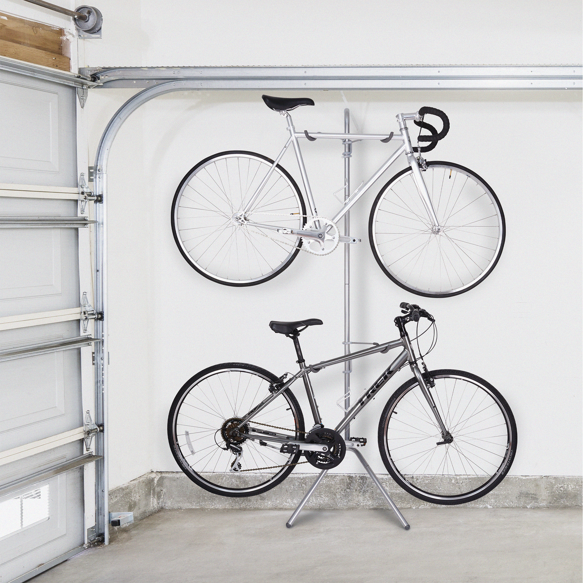 Two Bike Gravity Pole Stand
